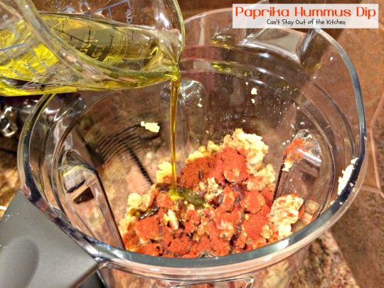 Paprika Hummus Dip | Can't Stay Out of the Kitchen | this healthy, low-calorie #appetizer is a great #tailgating snack. #glutenfree #vegan