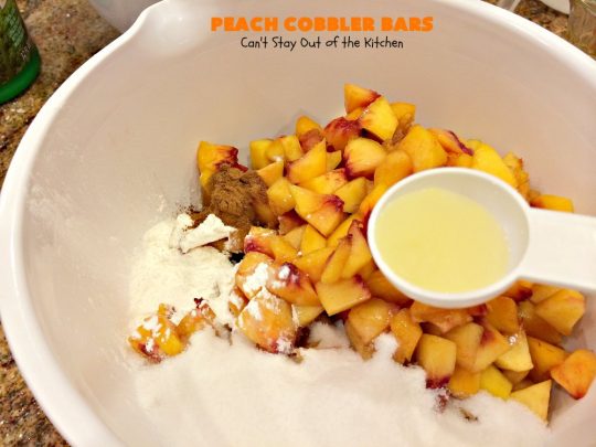 Peach Cobbler Bars | Can't Stay Out of the Kitchen | these fabulous blondies taste just like eating #peachcobbler! Amazing #dessert #peaches #cookie