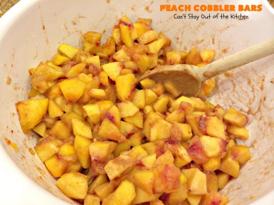 Peach Cobbler Bars | Can't Stay Out of the Kitchen | these fabulous blondies taste just like eating #peachcobbler! Amazing #dessert #peaches #cookie
