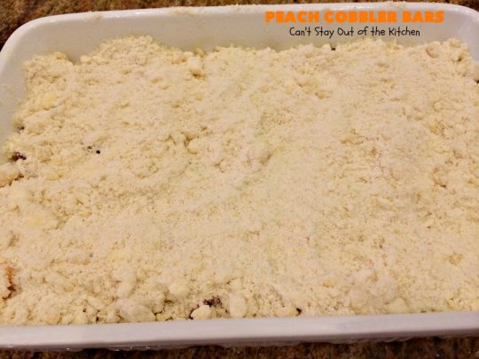 Peach Cobbler Bars | Can't Stay Out of the Kitchen | these fabulous blondies taste just like eating #peachcobbler! Amazing #dessert #peaches #cookie