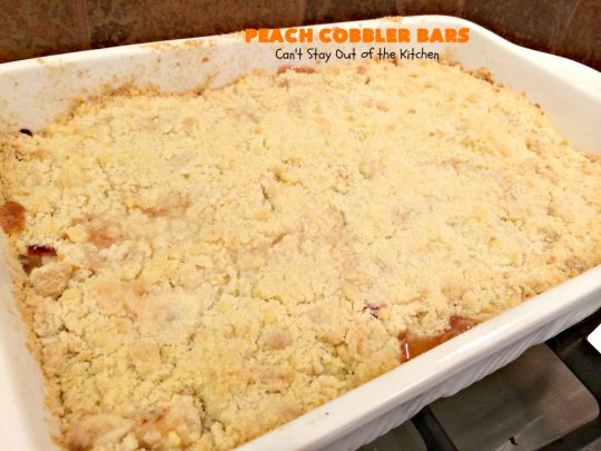 Peach Cobbler Bars | Can't Stay Out of the Kitchen | these fabulous blondies taste just like eating #peachcobbler! Amazing #dessert #peaches #cookie