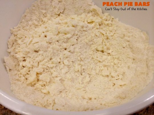 Peach Pie Bars | Can't Stay Out of the Kitchen | We love these fantastic #peachpie bars. They're so mouthwatering you can't stop at just one! Terrific for summer #holidays when fresh #peaches are in season. #MemorialDay #FourthofJuly #LaborDay #dessert