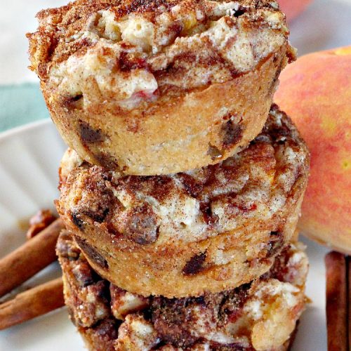 Peach Snickerdoodle Muffins | Can't Stay Out of the Kitchen