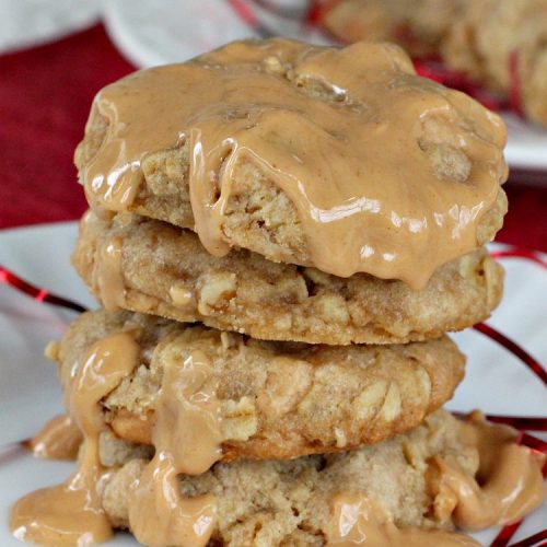 Peanut Butter Chip Oatmeal Cookies | Can't Stay Out of the Kitchen | these #cookies are fantastic! #OatmealCookies are amped up with #walnuts & #ReesesPeanutButterChips. They are mouthwatering, irresistible & heavenly. Marvelous for #tailgating parties, #holiday #baking & #ChristmasCookieExchanges. #PeanutButter #dessert #Reeses #PeanutButterDessert #PeanutButterChipOatmealCookies