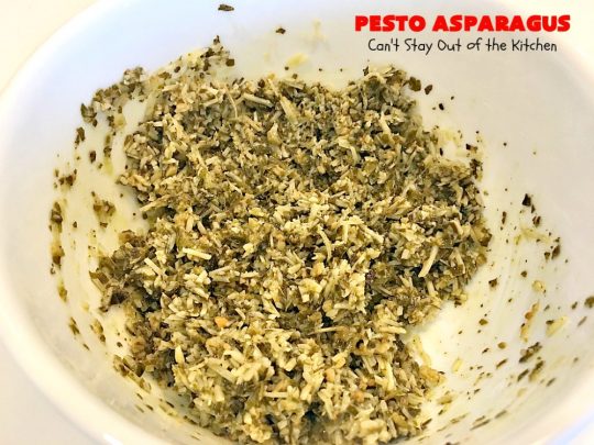 Pesto Asparagus | Can't Stay Out of the Kitchen | fabulous 3-ingredient side dish that's perfect for #holiday menus. So easy & a great way to serve #asparagus. #glutenfree #parmesancheese