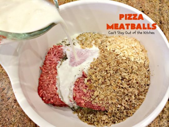 Pizza Meatballs | Can't Stay Out of the Kitchen | this delightful 30-minute #meatballs recipe is perfect for weeknights when you're short on time. It's kid-friendly & delicious comfort food. #pizza #beef #cheese #pasta