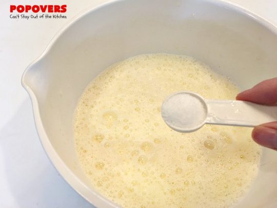 Popovers | Can't Stay Out of the Kitchen | these elegant #dinnerrolls are great for company and #holidays. Easy & economical. #bread