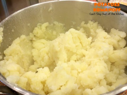Potatoes Romanoff | Can't Stay Out of the Kitchen | this easy #MashedPotatoes #casserole is made a day before cooking it, making it perfect for #holidays like #Thanksgiving or #Christmas since you can make it ahead. It's one of our favorite ways to serve #potatoes. #glutenfree #cheddarcheese
