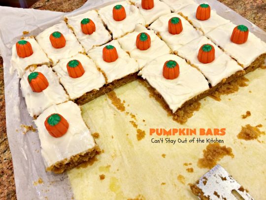 Pumpkin Bars | Can't Stay Out of the Kitchen | sensational #dessert for #fall #baking. The #creamcheese frosting is heavenly. #pumpkin #cookie
