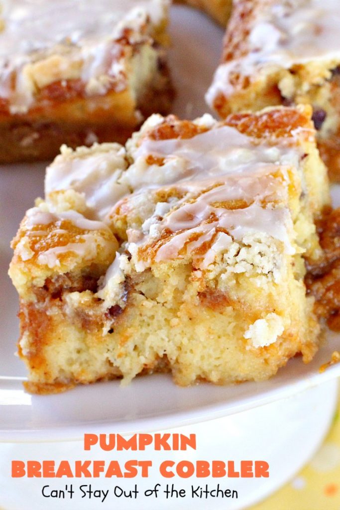 Pumpkin Breakfast Cobbler | Can't Stay Out of the Kitchen | this amazing #coffeecake is perfect for a fall #breakfast or #holiday breakfasts like #Thanksgiving. #pumpkin #cobbler