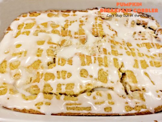 Pumpkin Breakfast Cobbler | Can't Stay Out of the Kitchen | this amazing #coffeecake is perfect for a fall #breakfast or #holiday breakfasts like #Thanksgiving. #pumpkin #cobbler