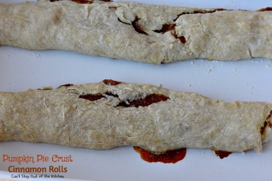 Pumpkin Pie Crust Cinnamon Rolls | Can't Stay Out of the Kitchen | these #cinnamonrolls are divine! So easy and delicious, and tastes just like eating miniature #pumpkinpie! A great way to use up leftover #pumpkin. #breakfast 