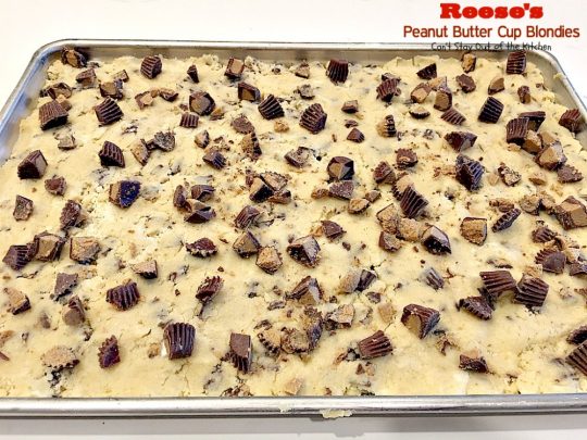 Reese's Peanut Butter Cup Blondies | Can't Stay Out of the Kitchen | these spectacular #cookies are filled with #Reese's #peanutbuttercups. So heavenly! #dessert #chocolate