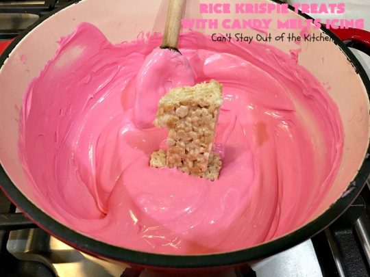 Rice Krispie Treats with Candy Melts Icing | Can't Stay Out of the Kitchen | these delicious #treats are perfect for birthdays, potlucks or #tailgating parties. Everyone loves this #dessert, especially with the icing. #RiceKrispies #RiceKrispieTreats #RiceKrispiesCereal #RiceKrispieTreatsWithCandyMeltIcing #cookie #brownie #RiceKrispieDessert #CandyMelts 