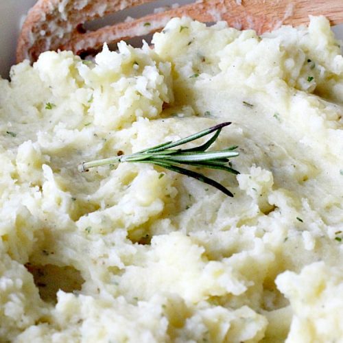 Rosemary Potatoes | Can't Stay Out of the Kitchen | quick and easy #sidedish with the wonderful flavors of #rosemary and parsley. Great for #holidays too. #glutenfree #potatoes