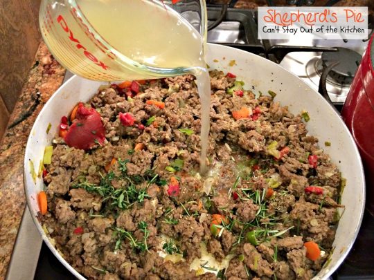 Shepherd's Pie | Can't Stay Out of the Kitchen | the BEST #Shepherd'sPie ever! Love this recipe. #beef #glutenfree #potatoes #Italiansausage