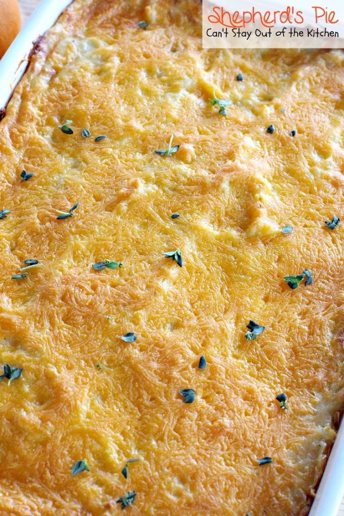 Shepherd's Pie | Can't Stay Out of the Kitchen | the BEST #Shepherd'sPie ever! Love this recipe. #beef #glutenfree #potatoes #Italiansausage