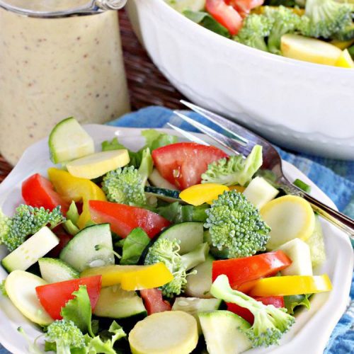 Simple Tossed Salad | Can't Stay Out of the Kitchen | tasty #salad ideas and how to prevent #tossedsalads from decaying so quickly. #veggies #sidedish