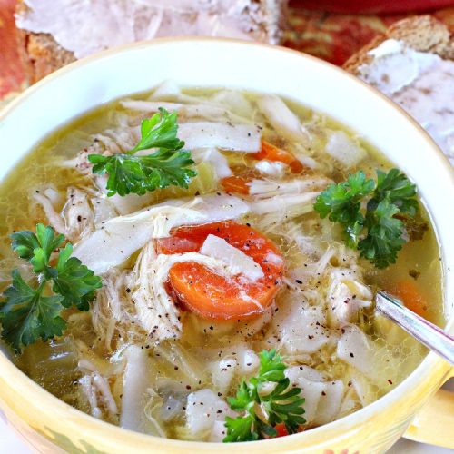 Slow Cooker Gluten Free Chicken Noodle Soup | this delicious #ChickenNoodleSoup #recipe is easy even though it's from scratch! It's great comfort food any time of the year but especially wonderful in the fall. #chicken #noodles #glutenfree #slowcooker #soup #crockpot #chickensoup