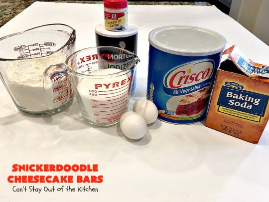 Snickerdoodle Cheesecake Bars | Can't Stay Out of the Kitchen | these #brownie-type #cookies are awesome! They're terrific treats for #holiday baking, potlucks or #tailgating. #dessert #cheesecake #snickerdoodles