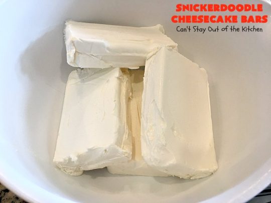 Snickerdoodle Cheesecake Bars | Can't Stay Out of the Kitchen | these #brownie-type #cookies are awesome! They're terrific treats for #holiday baking, potlucks or #tailgating. #dessert #cheesecake #snickerdoodles
