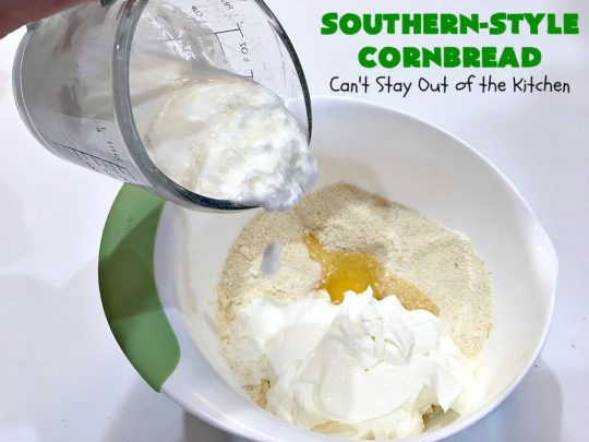 Southern-Style Cornbread | Can't Stay Out of the Kitchen | this is one of the BEST #cornbread #recipes you'll ever eat! It's so mouthwatering & delicious it's like eating #dessert! Every bite will have you coming back for more. #Southern #molasses #SouthernCornbread #SouthernStyleCornbread #cornmeal #MoistCornbread #BestCornbread #Fall #FallBaking