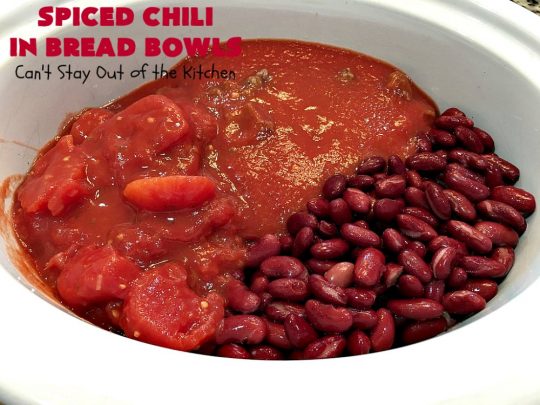 Spiced Chili in Bread Bowls | Can't Stay Out of the Kitchen | this fantastic #chili #recipe is so easy since it's made in the #SlowCooker. You can serve it in #BreadBowls or not. Great for #tailgating parties & cold, winter nights when comfort food is on the menu. #TexMex #CheddarCheese #KidneyBeans #GroundBeef #SpicedChiliInBreadBowls #CincoDeMayo