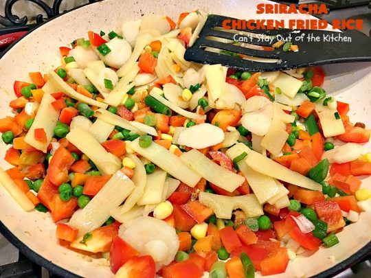 Sriracha Chicken Fried Rice | Can't Stay Out of the Kitchen | fantastic #chicken #friedrice entree. This one is spiced up with #Sriracha sauce! This 30-minute meal is a winner! #glutenfree #rice