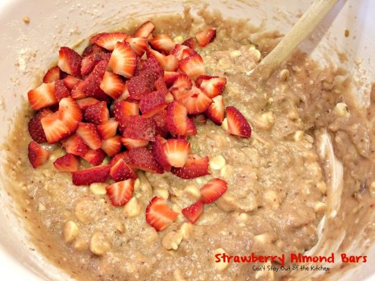 Strawberry Almond Bars | Can't Stay Out of the Kitchen | these luscious bars are made with #strawberries #almonds and #vanillachips and the icing is to die for! #dessert #cookie 
