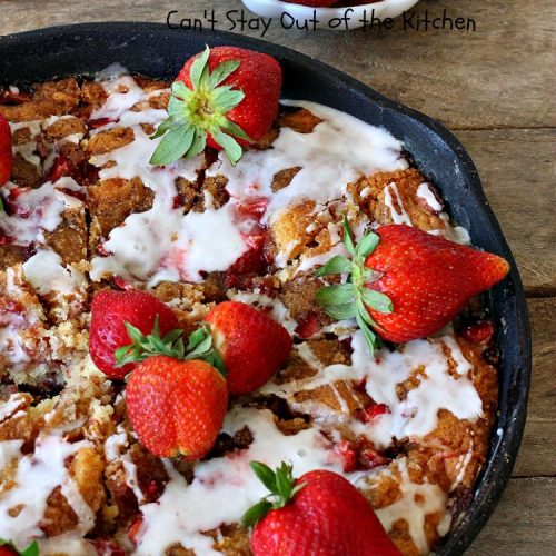 Strawberry Crumb Coffee Cake | Can't Stay Out of the Kitchen | this fantastic #coffeecake can be served for #breakfast or #dessert. It's terrific for company or #holiday meals. It's so scrumptious you'll find yourself drooling over every bite! #cake #strawberries