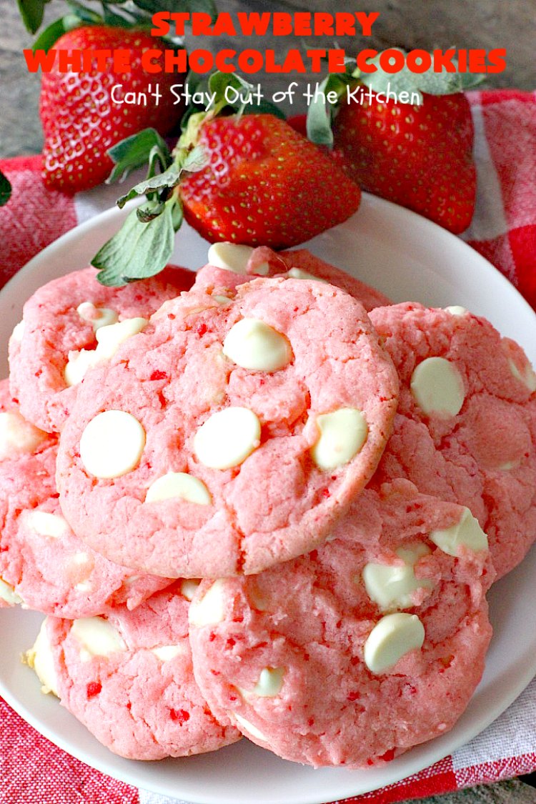 Strawberry White Chocolate Cookies | Can't Stay Out of the Kitchen | super easy 4-ingredient #cookie recipe! It's ideal for #Christmas cookie exchanges and #holiday parties. #strawberry #chocolate #dessert