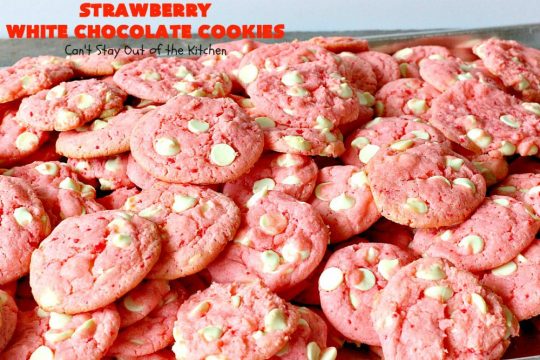Strawberry White Chocolate Cookies | Can't Stay Out of the Kitchen | super easy 4-ingredient #cookie recipe! It's ideal for #Christmas cookie exchanges and #holiday parties. #strawberry #chocolate #dessert
