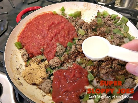 Super Sloppy Joes | Can't Stay Out of the Kitchen | these amazing #sloppyjoes are quick, easy & delicious for weeknight dinners. #beef #sandwiches