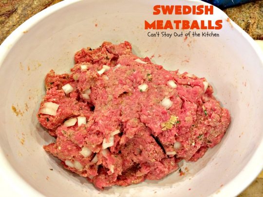 Swedish Meatballs | Can't Stay Out of the Kitchen | this succulent #meatballs recipe can be dinner ready in about 45 minutes. It's quick, easy, kid friendly and delicious! #beef #noodles