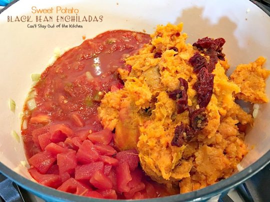 Sweet Potato Black Bean Enchiladas | Can't Stay Out of the Kitchen | these #enchiladas are absolutely awesome. Great #TexMex #MeatlessMonday recipe. #glutenfree #blackbeans #sweetpotatoes 