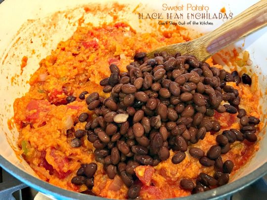 Sweet Potato Black Bean Enchiladas | Can't Stay Out of the Kitchen | these #enchiladas are absolutely awesome. Great #TexMex #MeatlessMonday recipe. #glutenfree #blackbeans #sweetpotatoes 