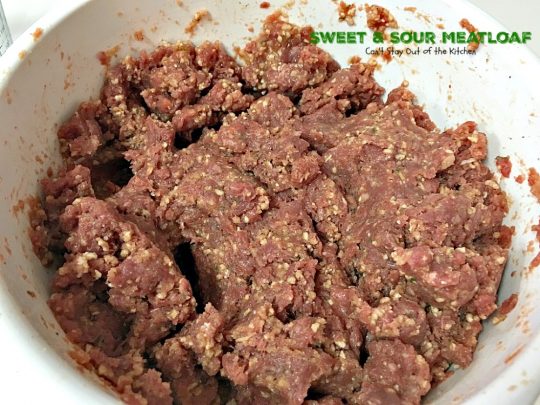 Sweet and Sour Meatloaf | Can't Stay Out of the Kitchen | I used #glutenfree breadcrumbs & honey instead of brown sugar making a healthier, #clean-eating #meatloaf that was delicious. #beef #casserole