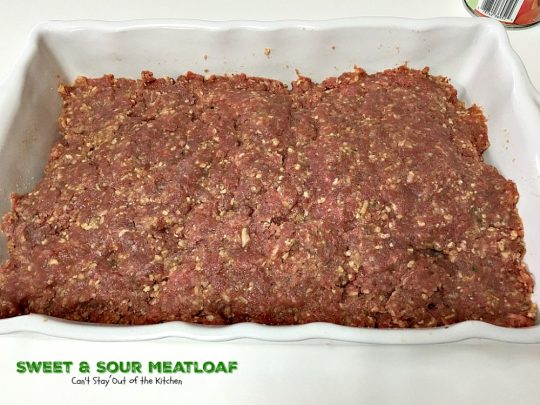 Sweet and Sour Meatloaf | Can't Stay Out of the Kitchen | I used #glutenfree breadcrumbs & honey instead of brown sugar making a healthier, #clean-eating #meatloaf that was delicious. #beef #casserole