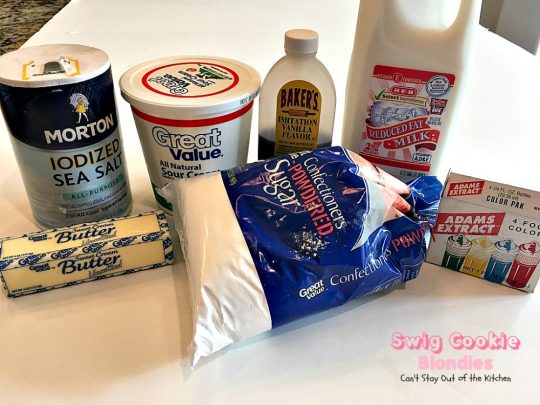 Swig Cookie Blondies | Can't Stay Out of the Kitchen | these blondies are divine! The sour cream icing is spectacular. We loved these #cookies. #dessert
