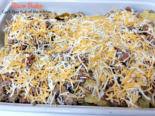 Taco Bake | Can't Stay Out of the Kitchen | this is a super easy 7-ingredient dinner recipe. We love this #casserole. #Tex-Mex #glutenfree