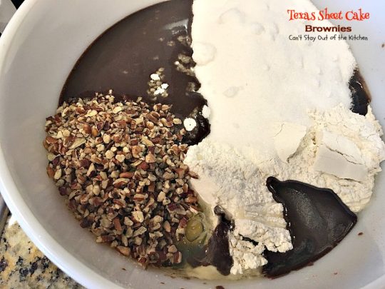 Texas Sheet Cake Brownies | Can't Stay Out of the Kitchen | oh my goodness, these #brownies are so amazing. If you're a #chocolate lover you won't be able to get enough of them! #dessert #tailgating