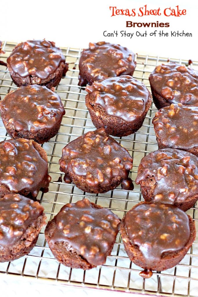 Texas Sheet Cake Brownies | Can't Stay Out of the Kitchen | oh my goodness, these #brownies are so amazing. If you're a #chocolate lover you won't be able to get enough of them! #dessert #tailgating