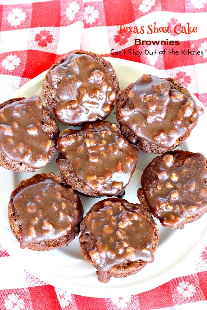 Texas Sheet Cake Brownies | Can't Stay Out of the Kitchen | oh my goodness, these #brownies are so amazing. If you're a #chocolate lover you won't be able to get enough of them! #dessert #tailgating