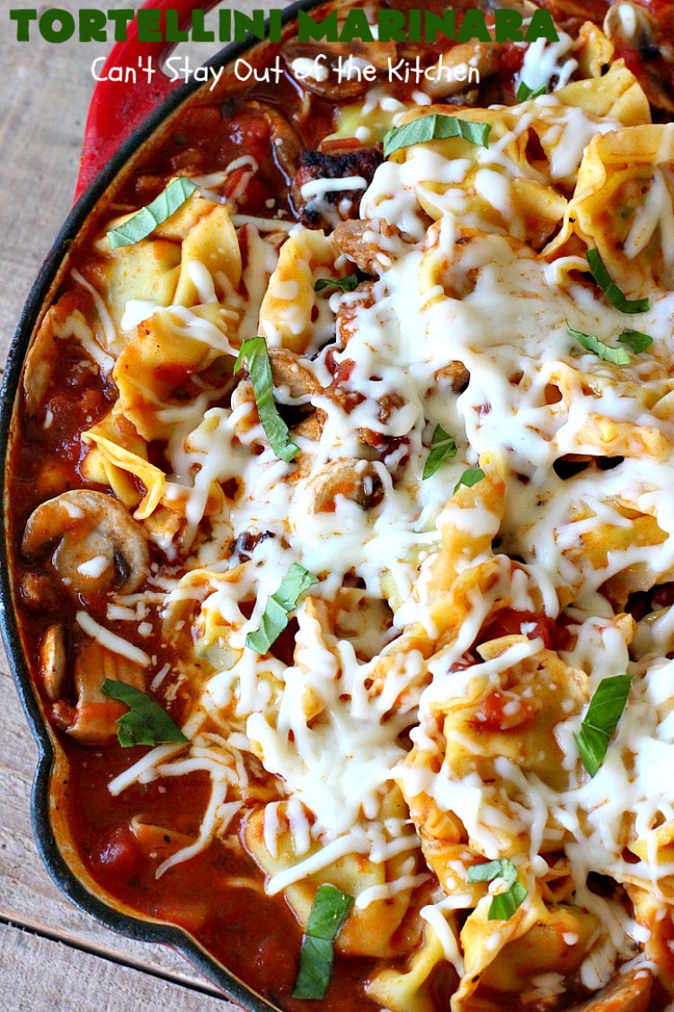 Tortellini Marinara | Can't Stay Out of the Kitchen | this easy 6-ingredient #recipe can be made in 30 minutes or less! It's perfect for weeknight or company dinners. #ItalianSausage #pork #Tortellini #Italian #MarinaraSauce #MozzarellaCheese #TortelliniMarinara