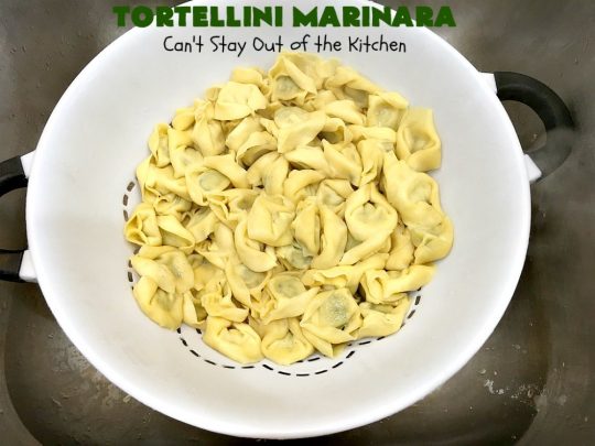 Tortellini Marinara | Can't Stay Out of the Kitchen | this easy 6-ingredient #recipe can be made in 30 minutes or less! It's perfect for weeknight or company dinners. #ItalianSausage #pork #Tortellini #Italian #MarinaraSauce #MozzarellaCheese #TortelliniMarinara