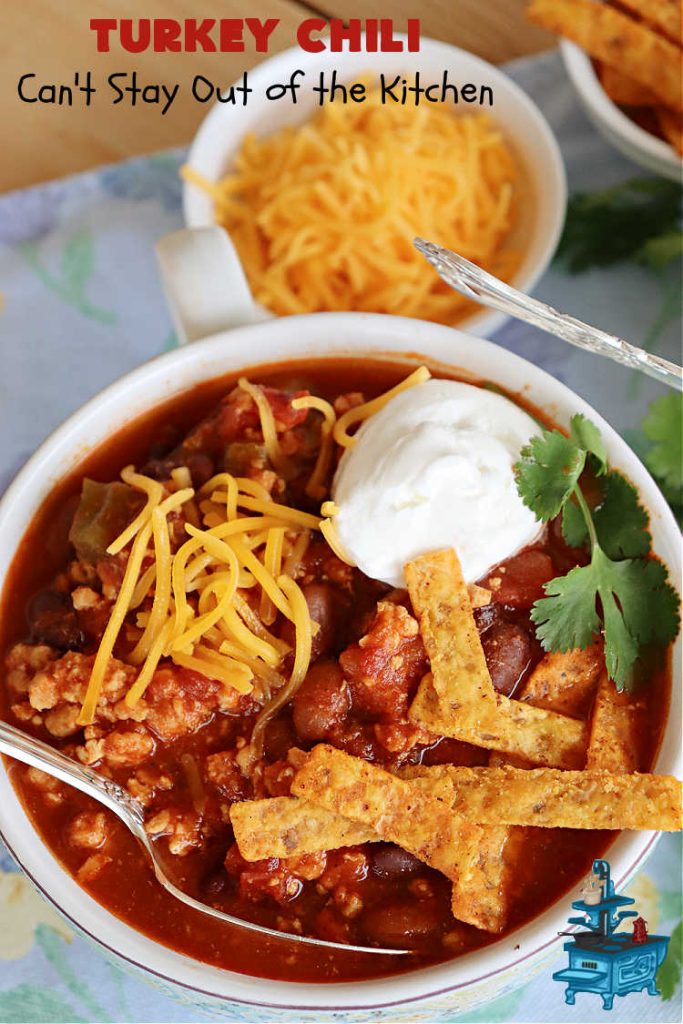 Turkey Chili | Can't Stay Out of the Kitchen | this is a fantastic way to enjoy #chili without excess calories. They #GroundTurkey is flavored from #ChiliPowder, #MixedChiliBeans & #ChipotlePeppersInAdoboSauce. Add #cornbread and you have a meal made in heaven. #chili #TurkeyChili #GlutenFree