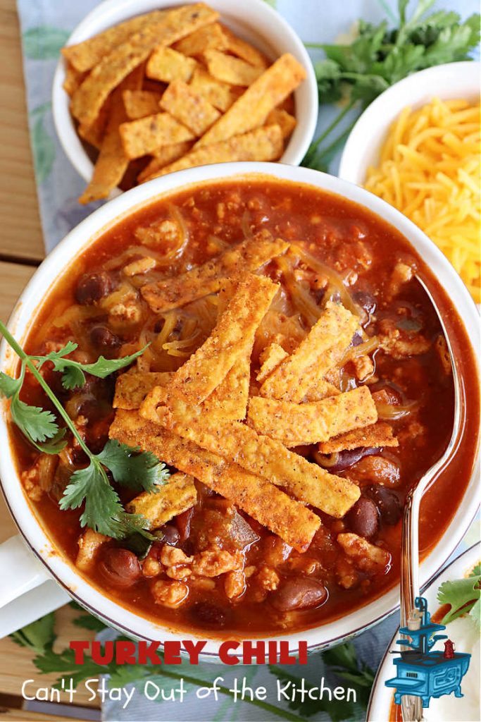 Turkey Chili | Can't Stay Out of the Kitchen | this is a fantastic way to enjoy #chili without excess calories. They #GroundTurkey is flavored from #ChiliPowder, #MixedChiliBeans & #ChipotlePeppersInAdoboSauce. Add #cornbread and you have a meal made in heaven. #chili #TurkeyChili #GlutenFree