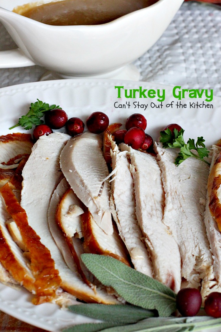 Turkey Gravy | Can't Stay Out of the Kitchen