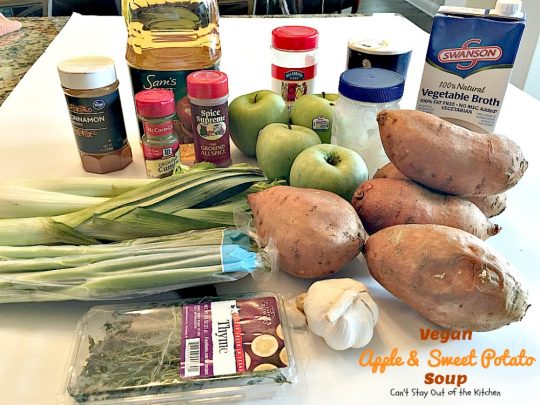 Vegan Apple and Sweet Potato Soup | Can't Stay Out of the Kitchen | this #soup is so delicious (& easy to make) that you won't believe it's healthy, low calorie, #glutenfree & #vegan. Incredibly great comfort food! #apples #sweetpotatoes 