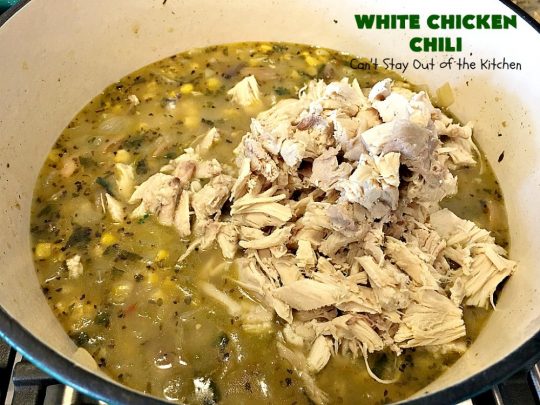 White Chicken Chili | Can't Stay Out of the Kitchen | We love this amazing #TexMex #soup. It's the perfect  #chili for cold, winter nights. Healthy &  #glutenfree. #chicken